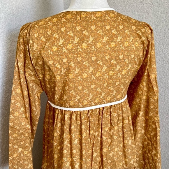 Christy Dawn The Paloma Dress in Biscotti Cosmos Floral Size Small - Picture 11 of 14